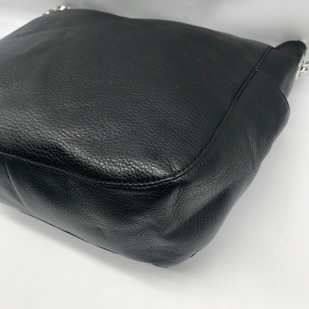Michael Kors Black Leather Chandler Convertible Shoulder Bag. - Picture 6 of 10